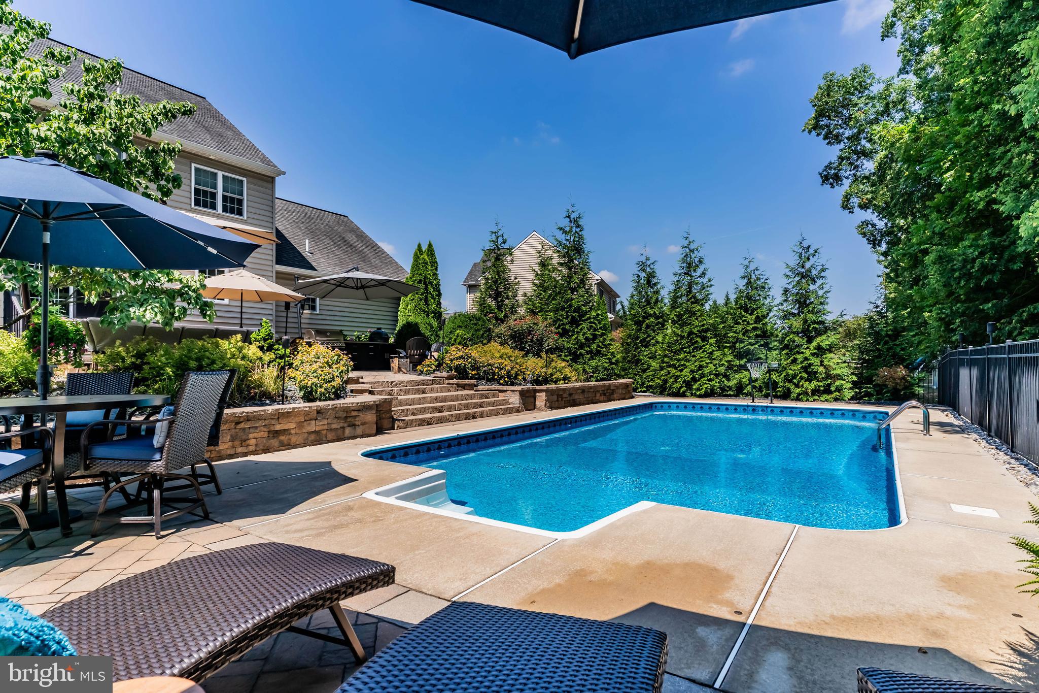 FIELDSTONE - Residential