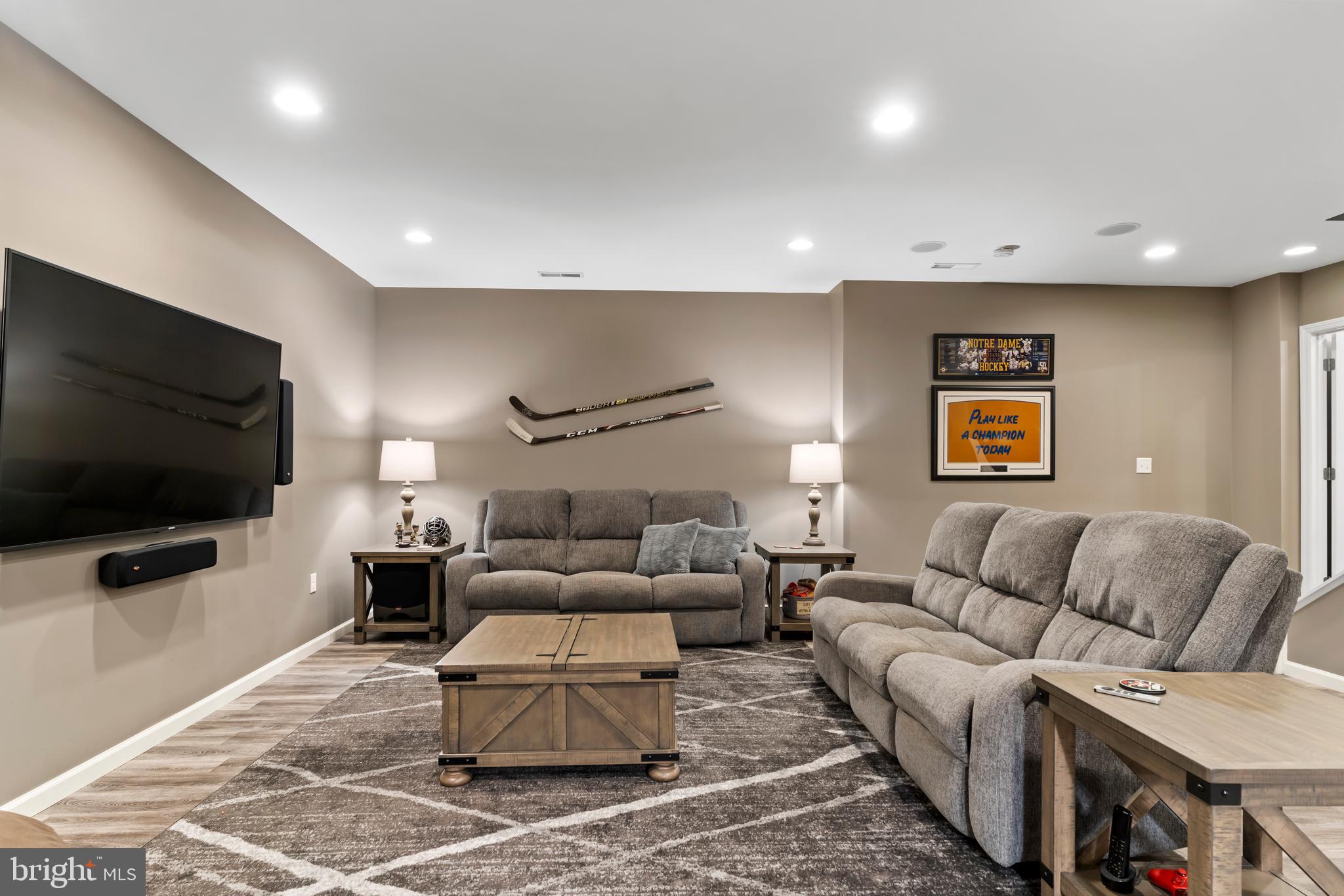 FIELDSTONE - Residential