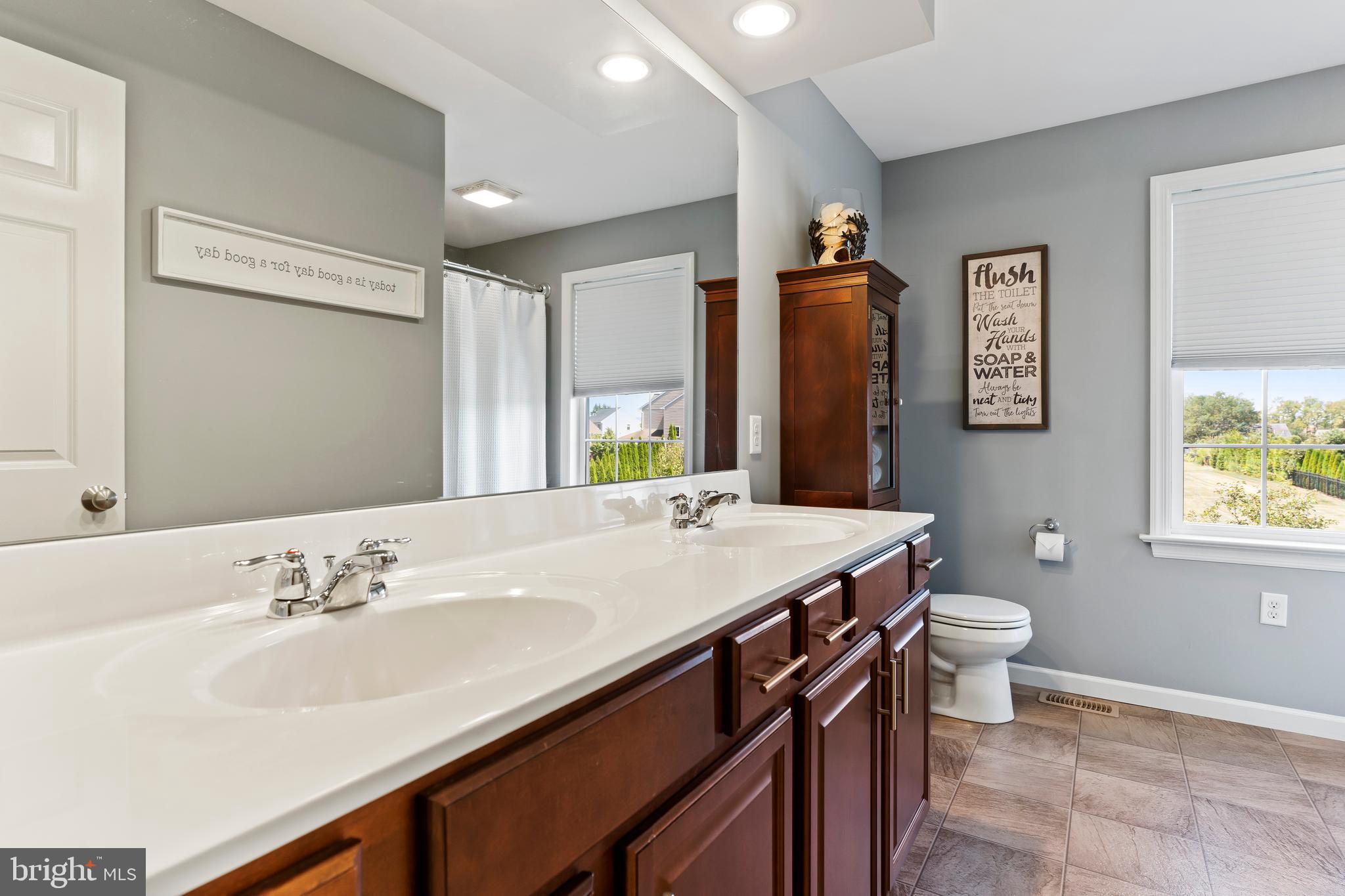 FIELDSTONE - Residential