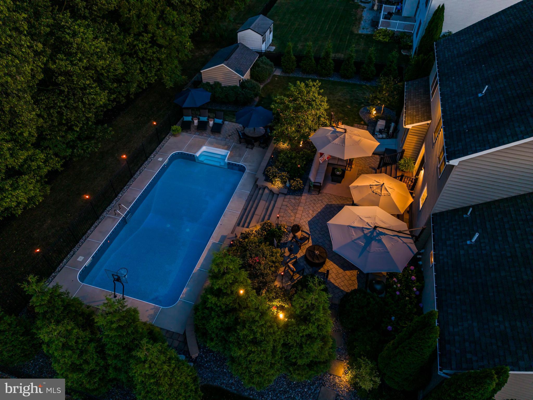 FIELDSTONE - Residential