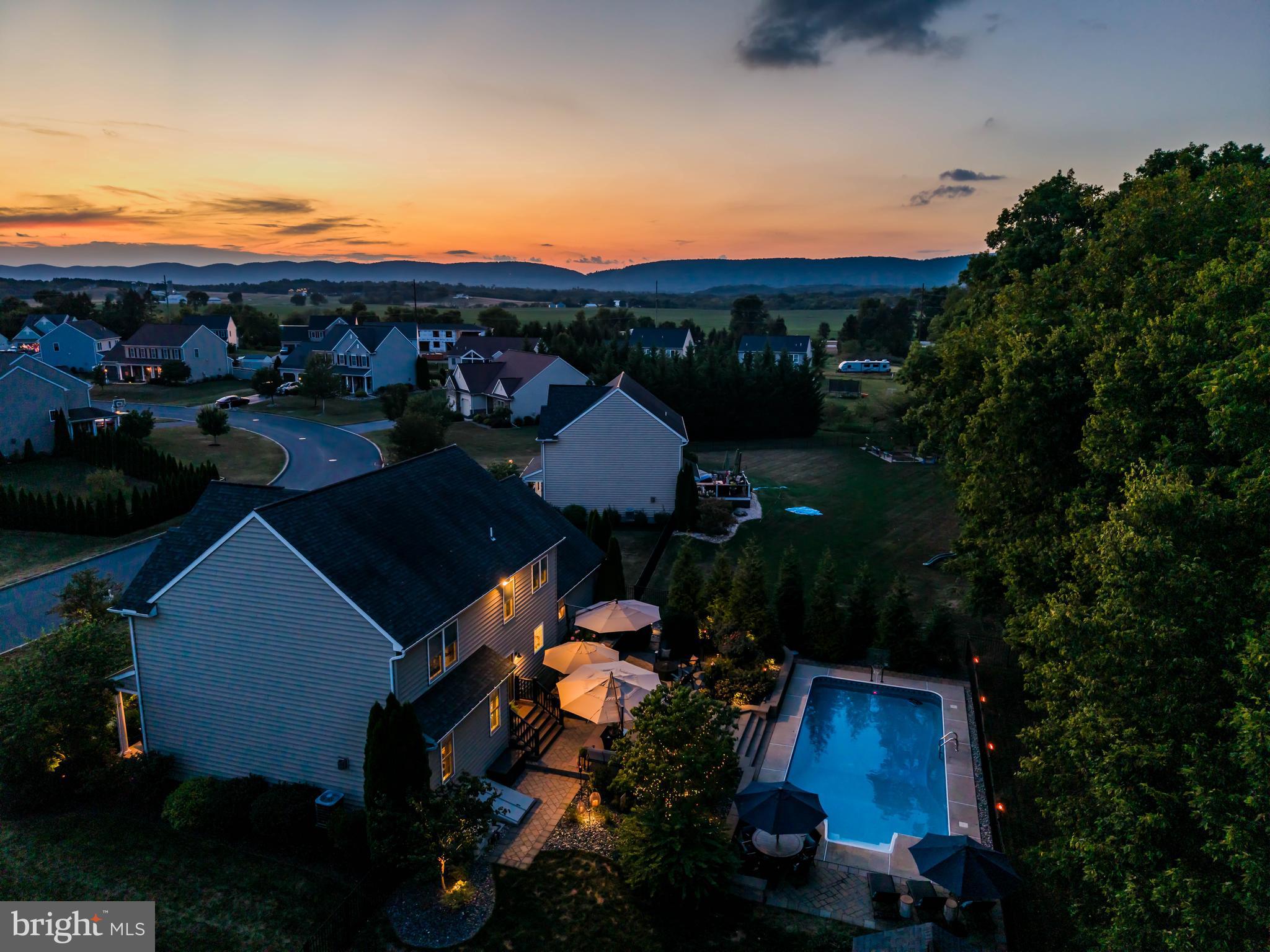 FIELDSTONE - Residential