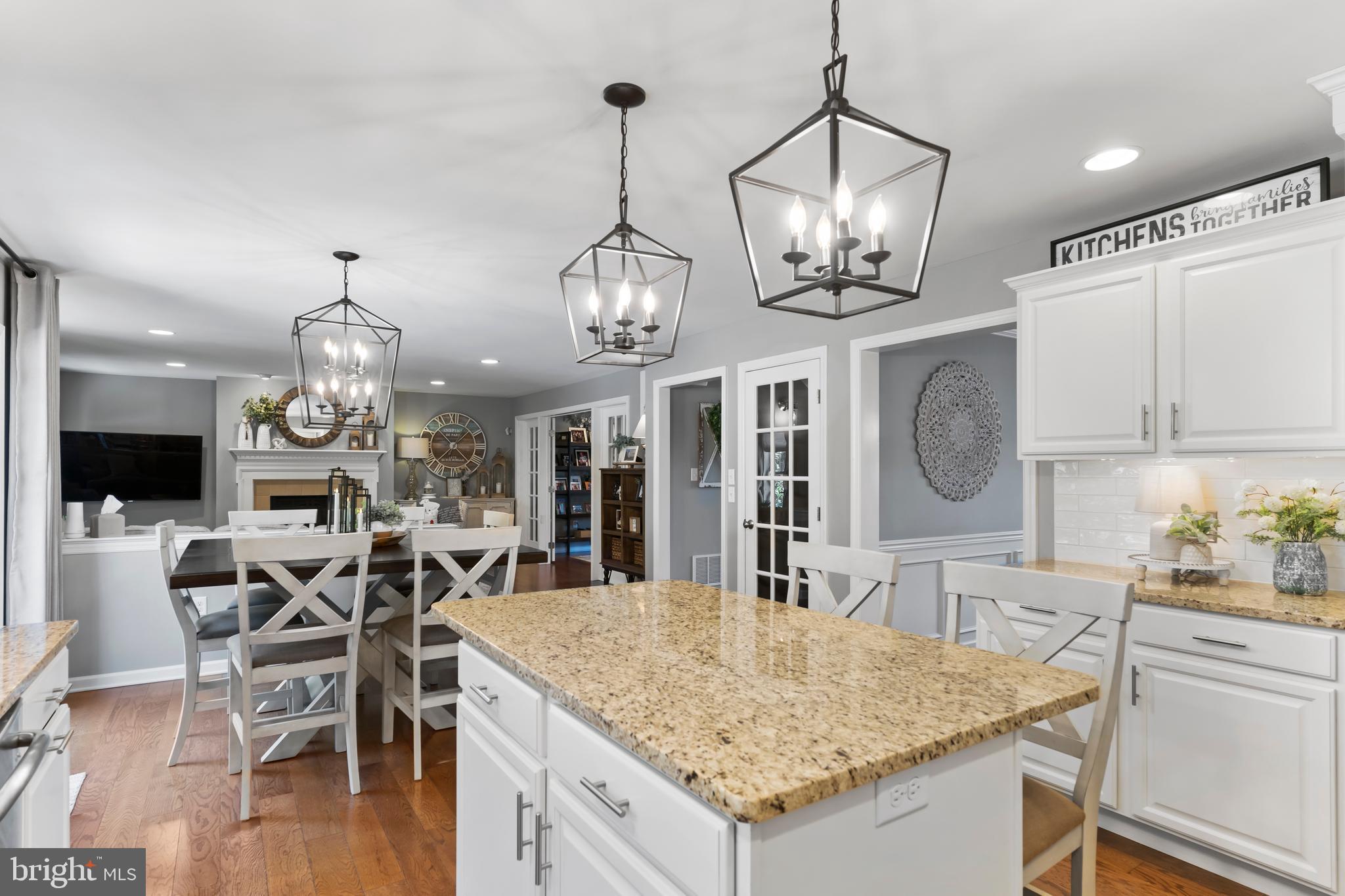 FIELDSTONE - Residential