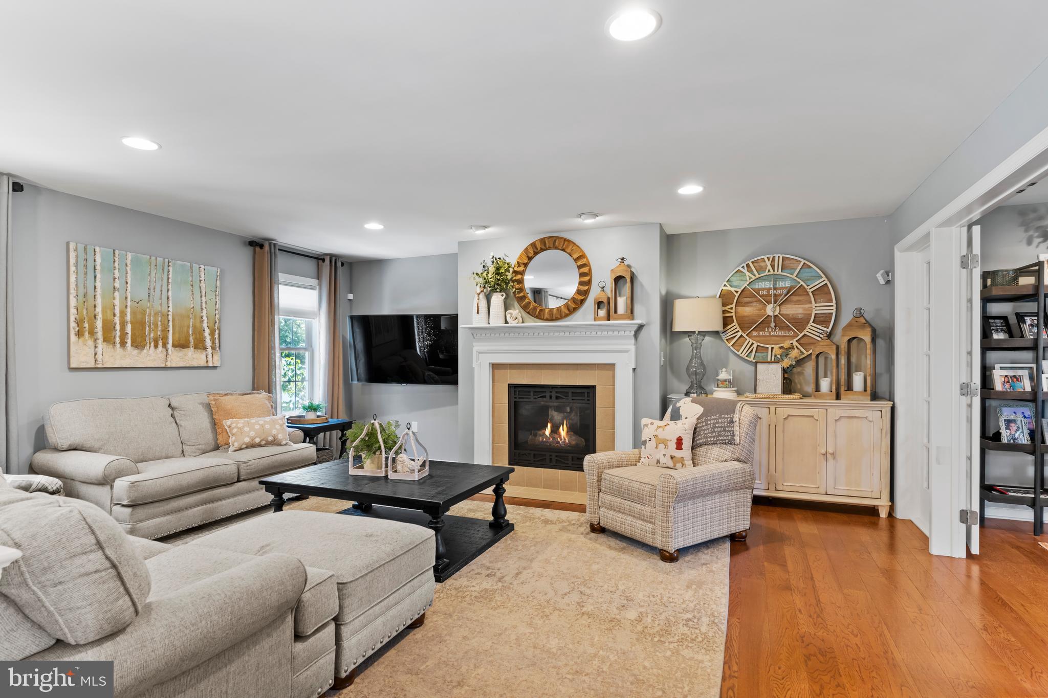 FIELDSTONE - Residential