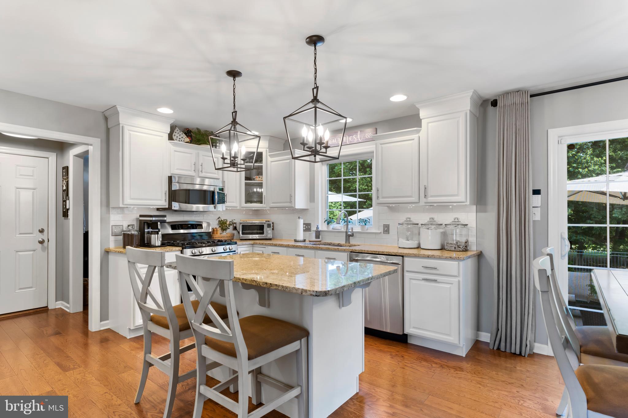 FIELDSTONE - Residential