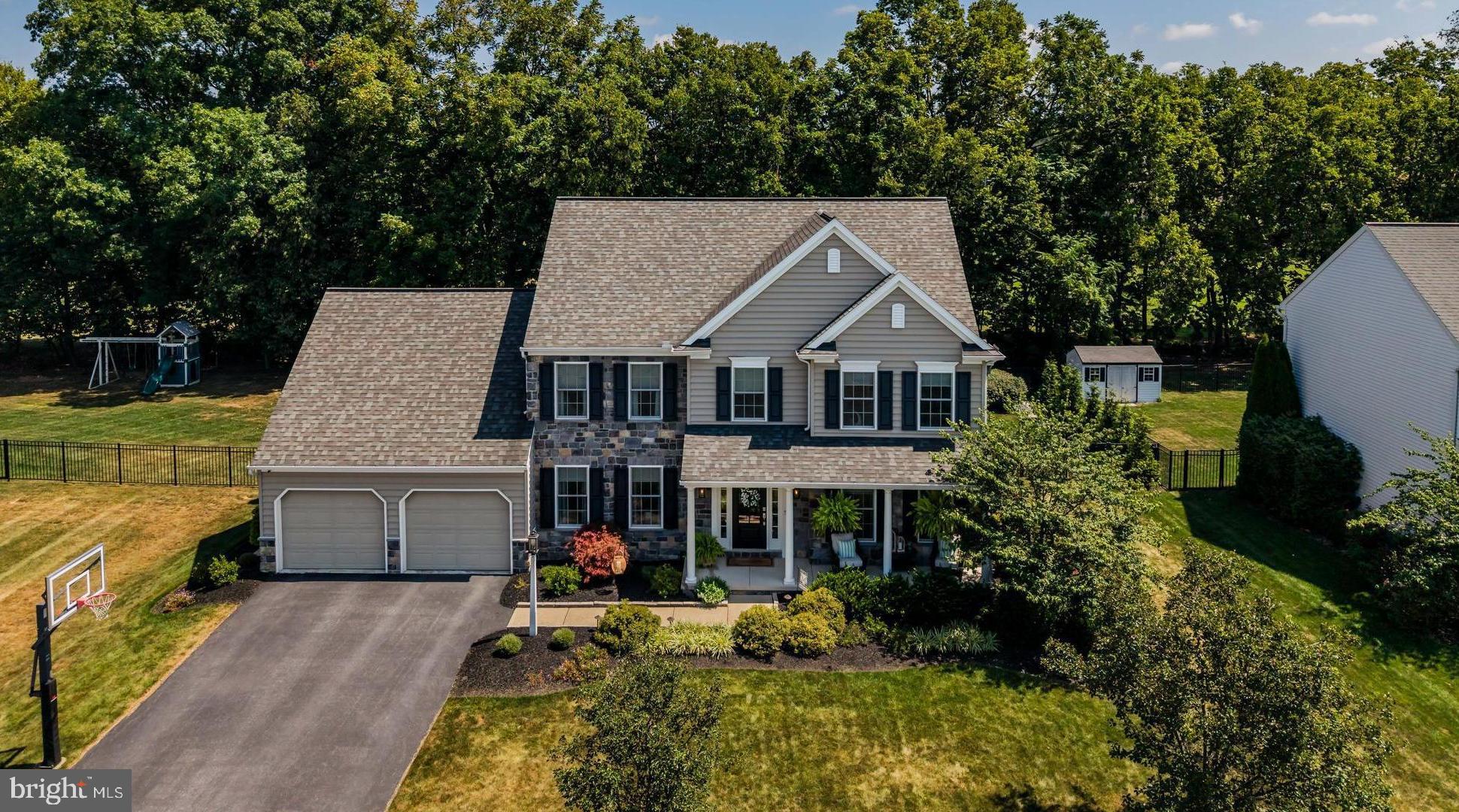 FIELDSTONE - Residential