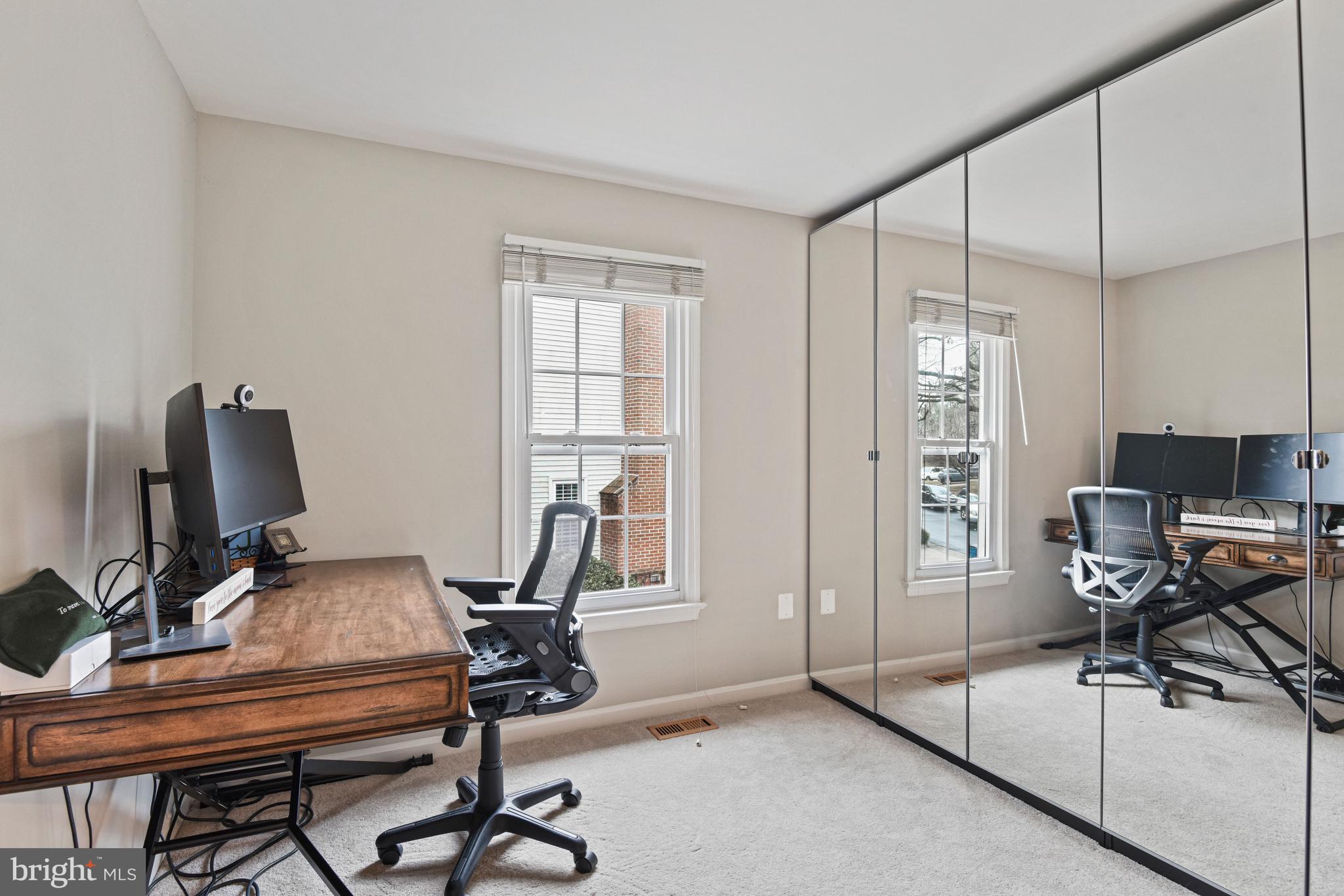 SULLY STATION - Residential