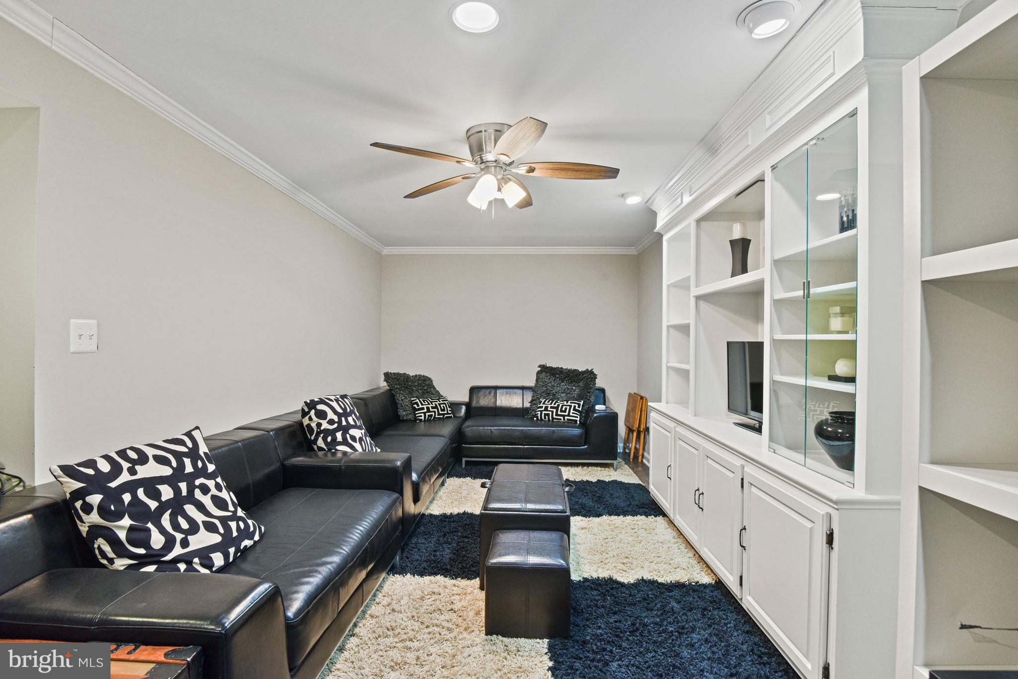 SULLY STATION - Residential