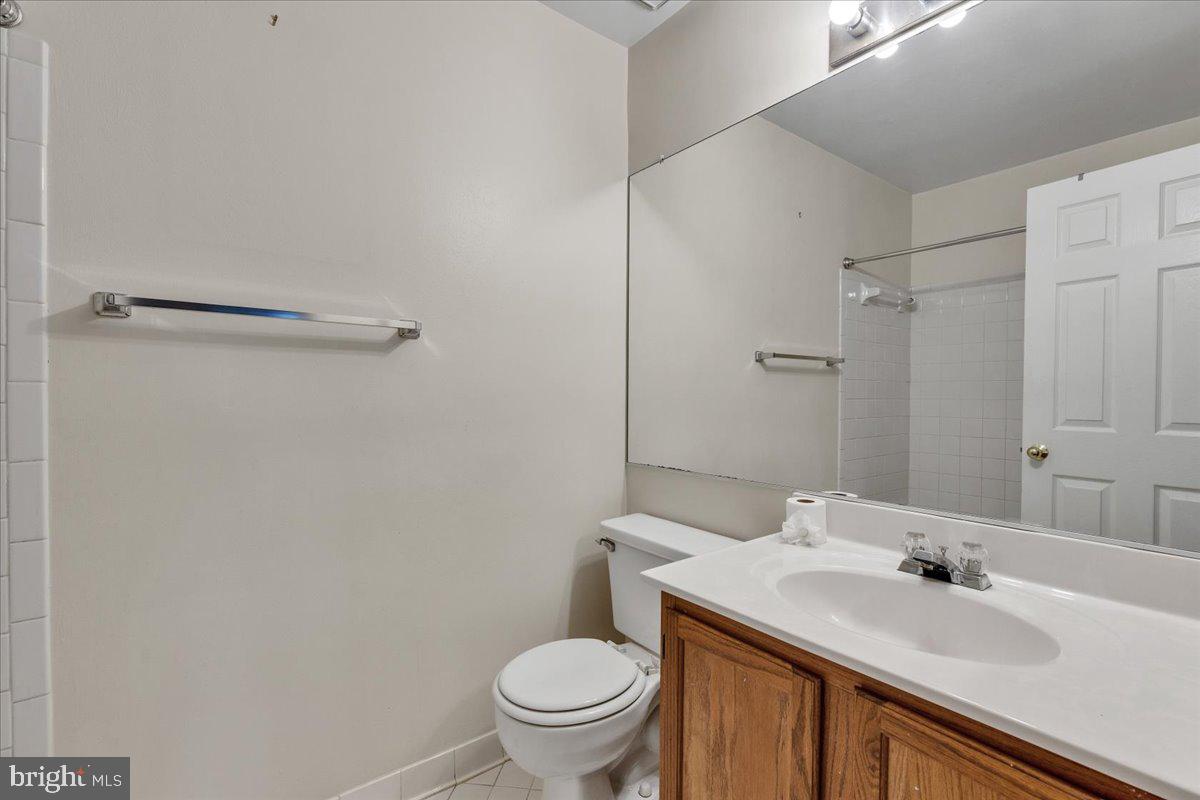 GLENSFORD CONDO - Residential