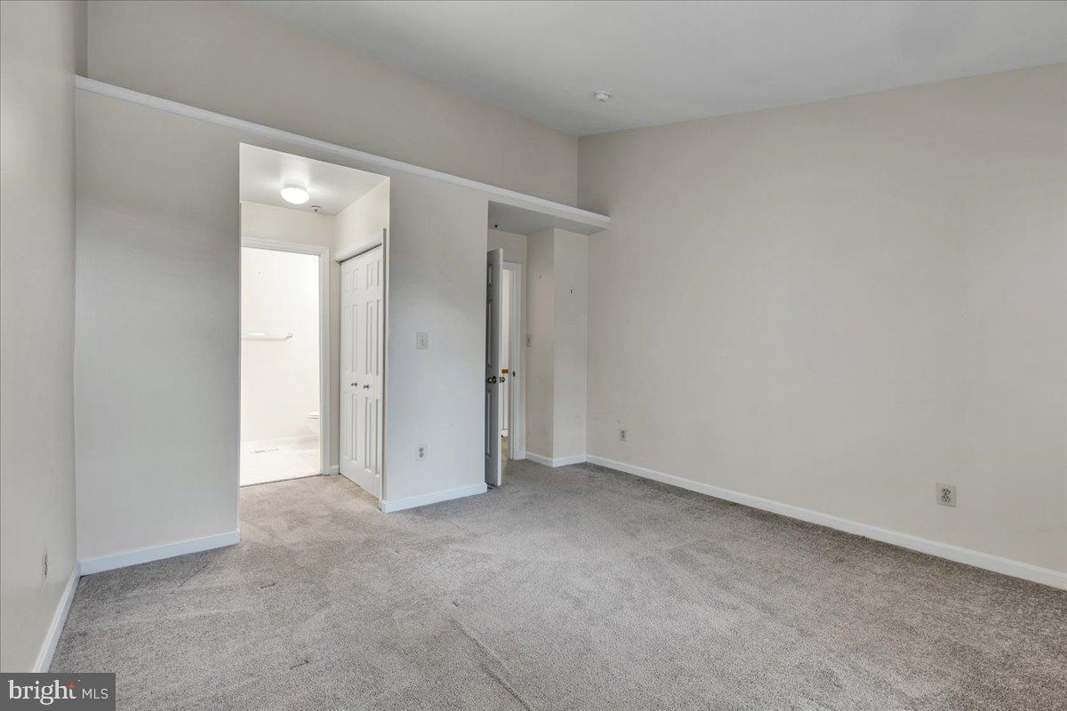 GLENSFORD CONDO - Residential