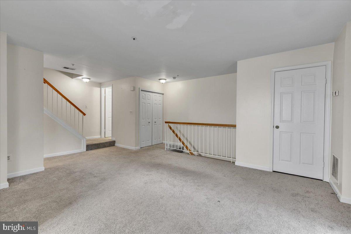 GLENSFORD CONDO - Residential