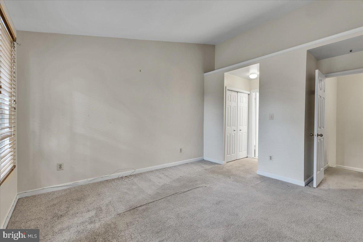 GLENSFORD CONDO - Residential