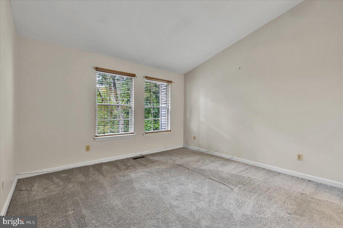 GLENSFORD CONDO - Residential