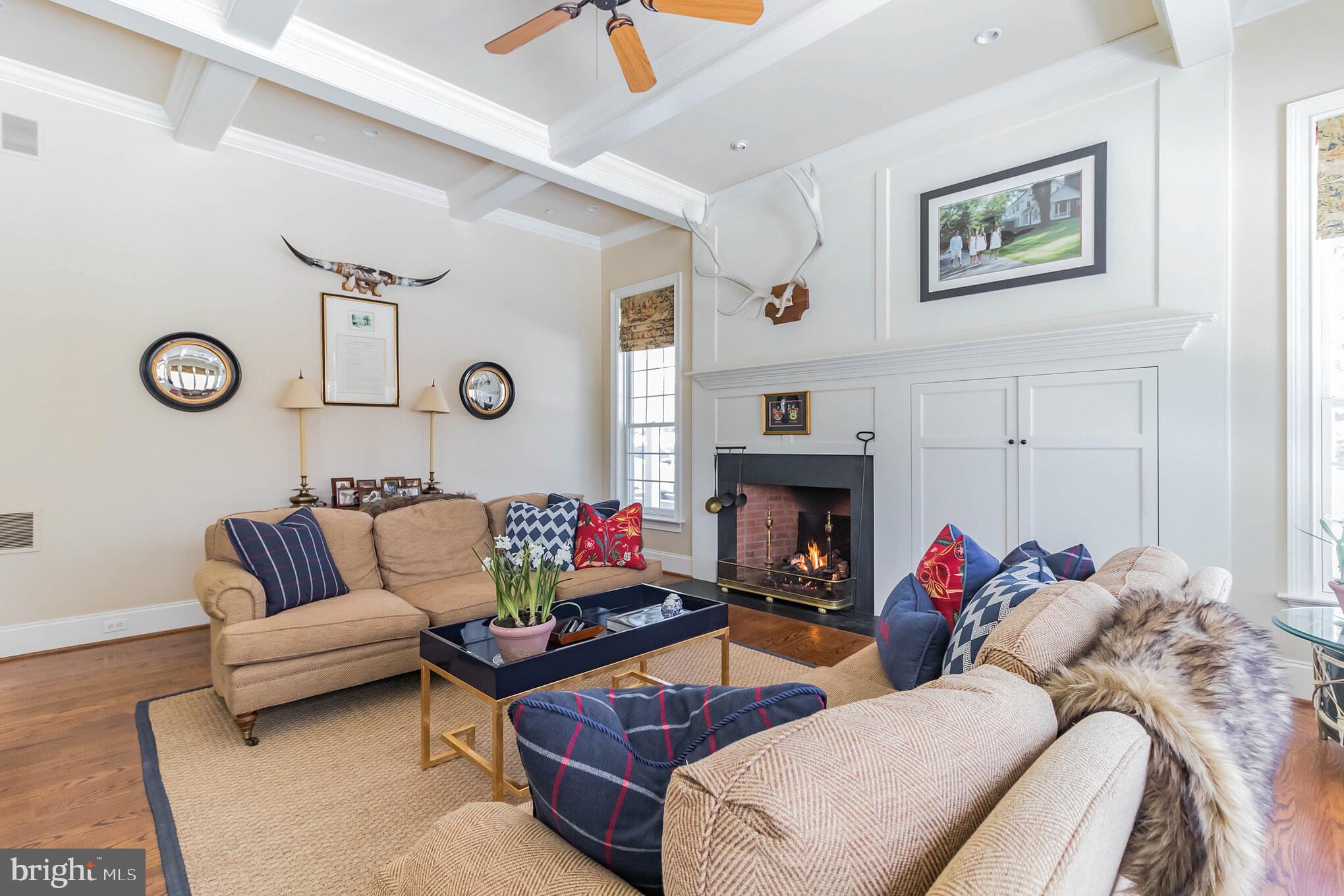 WHITE HORSE - Residential