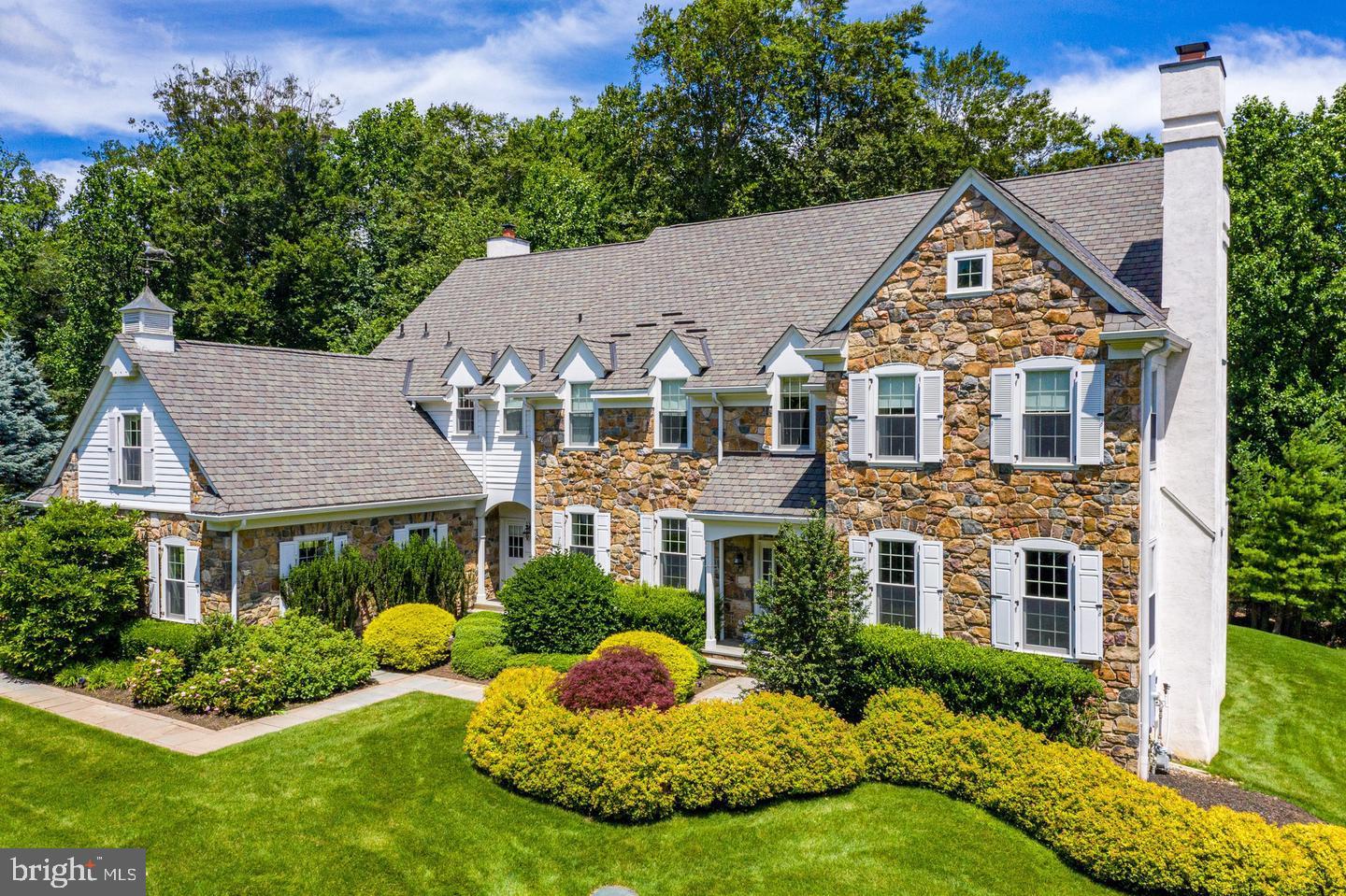 WHITE HORSE - Residential