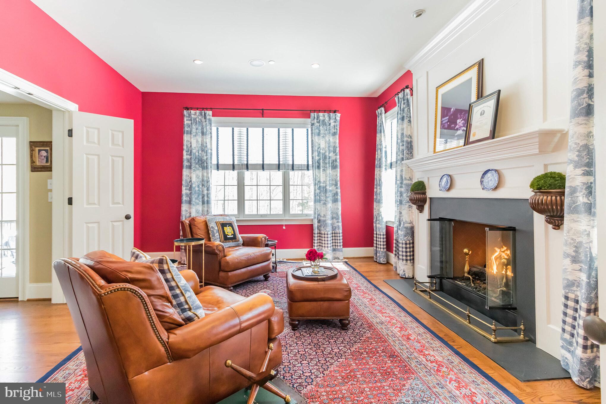 WHITE HORSE - Residential