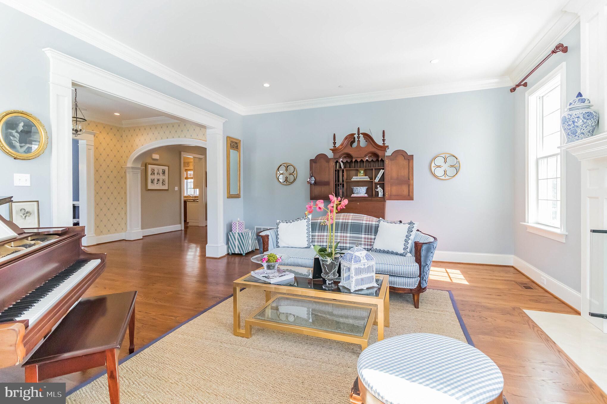 WHITE HORSE - Residential