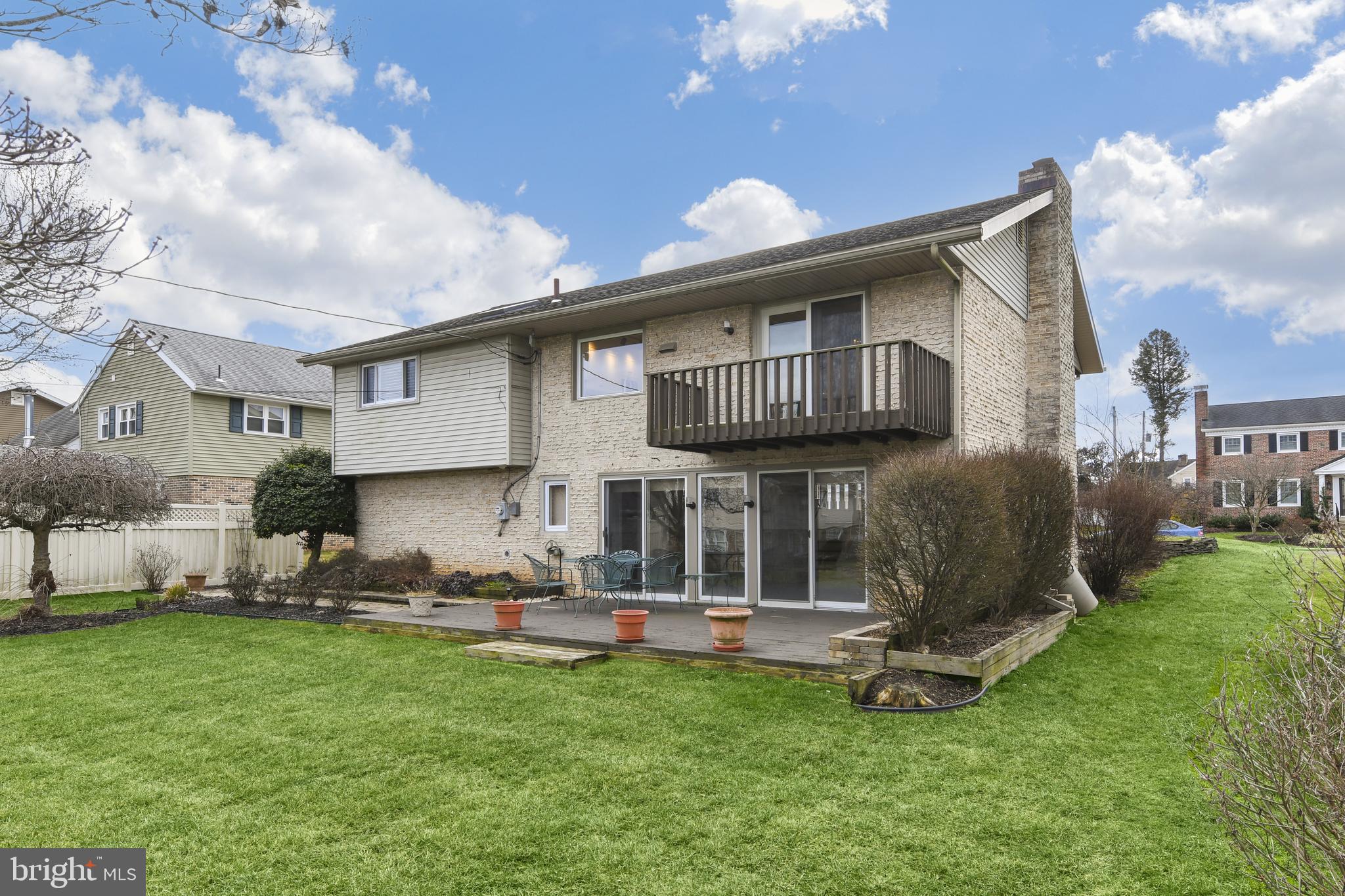 WHITFIELD - Residential