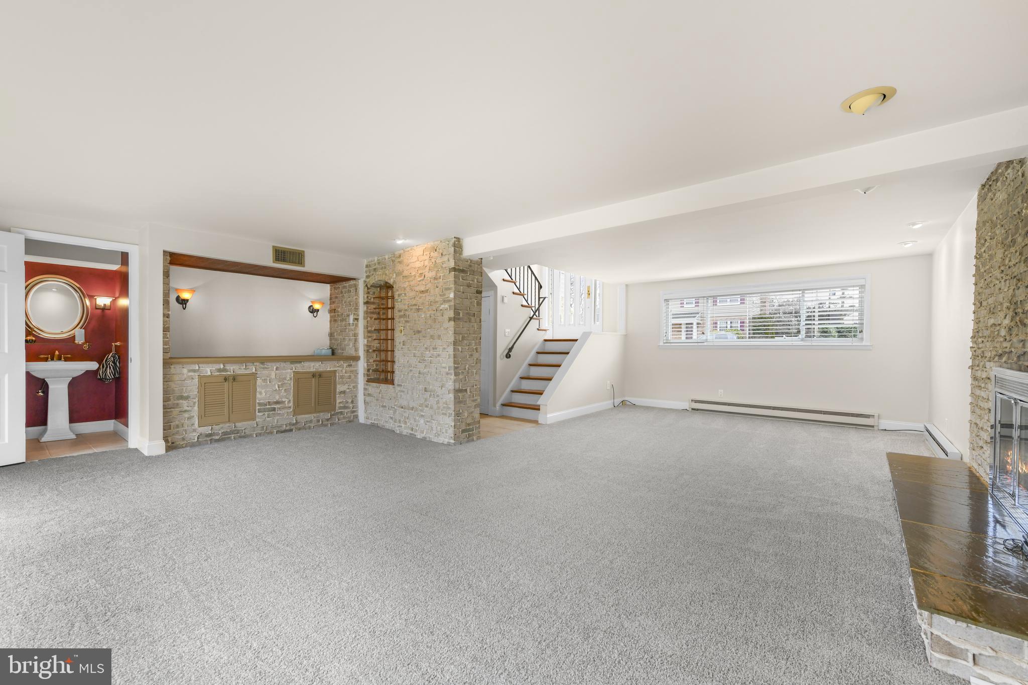 WHITFIELD - Residential