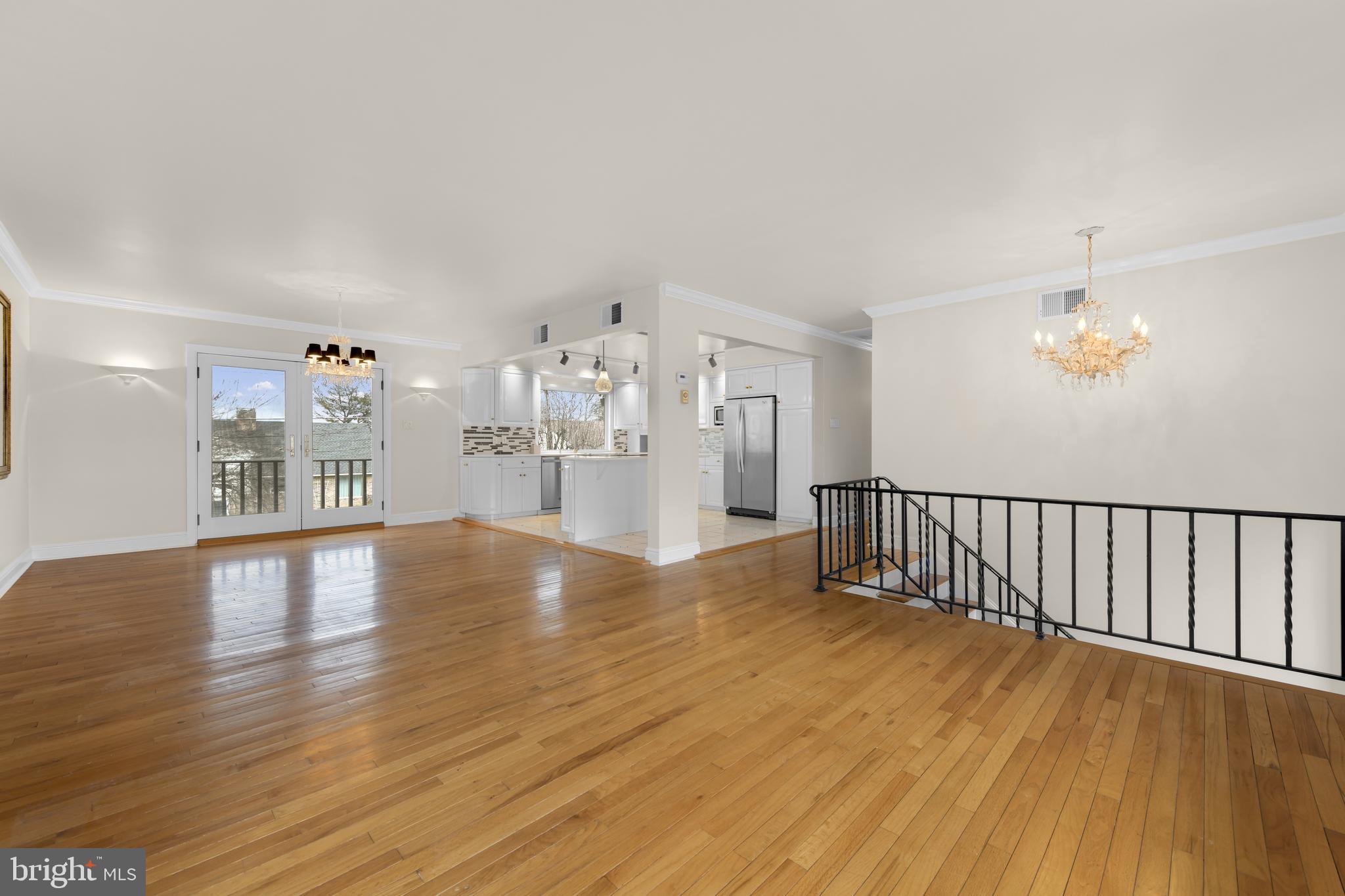 WHITFIELD - Residential