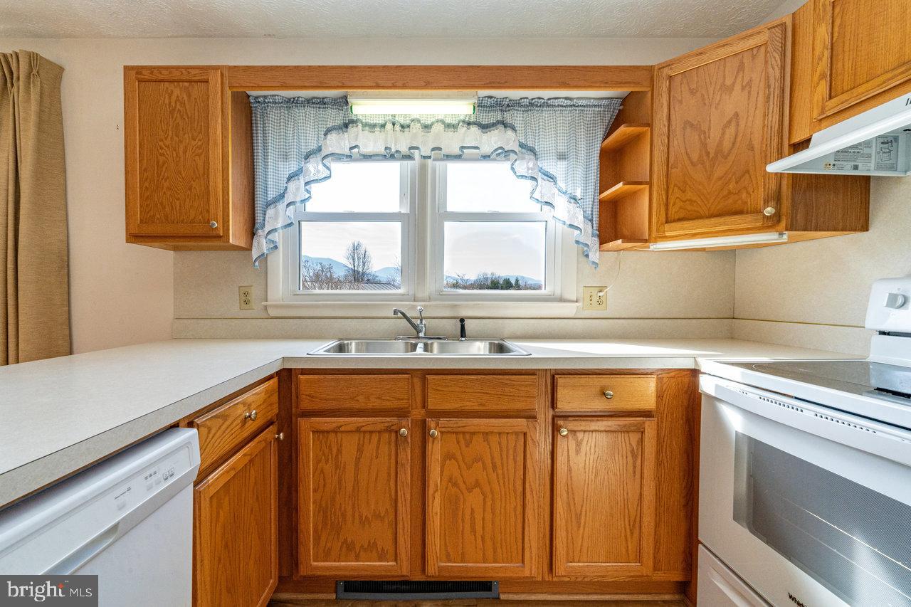 LAWLER - Residential