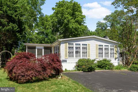 Mobile Home For Sale - 33198 Lakeshore Circle<br/> MILLSBORO, DE 19966