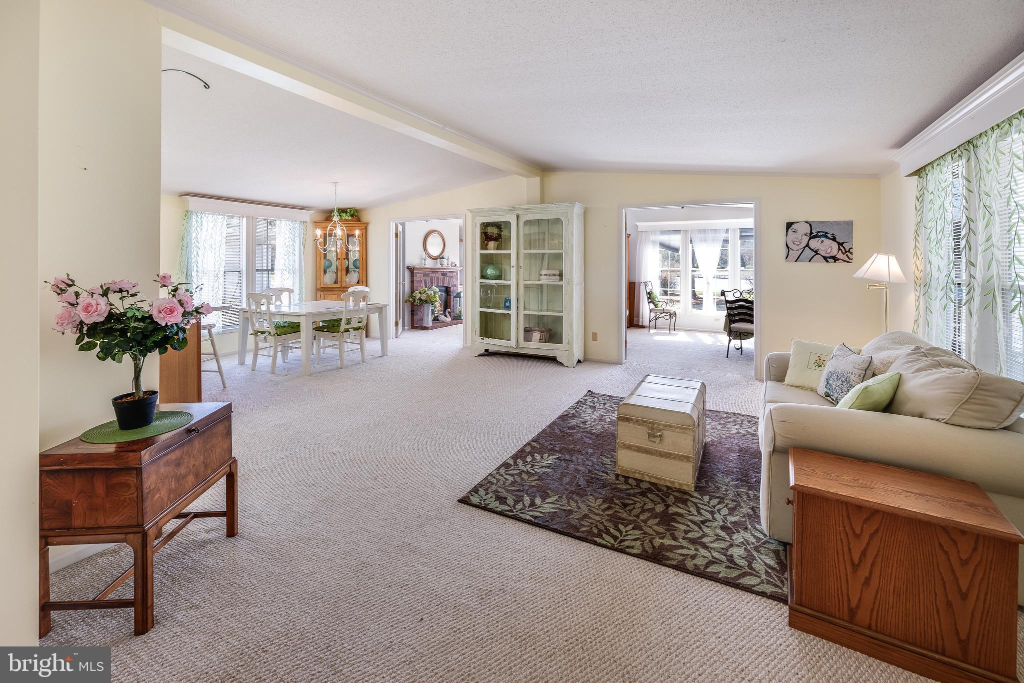 33198 LAKESHORE CIRCLE