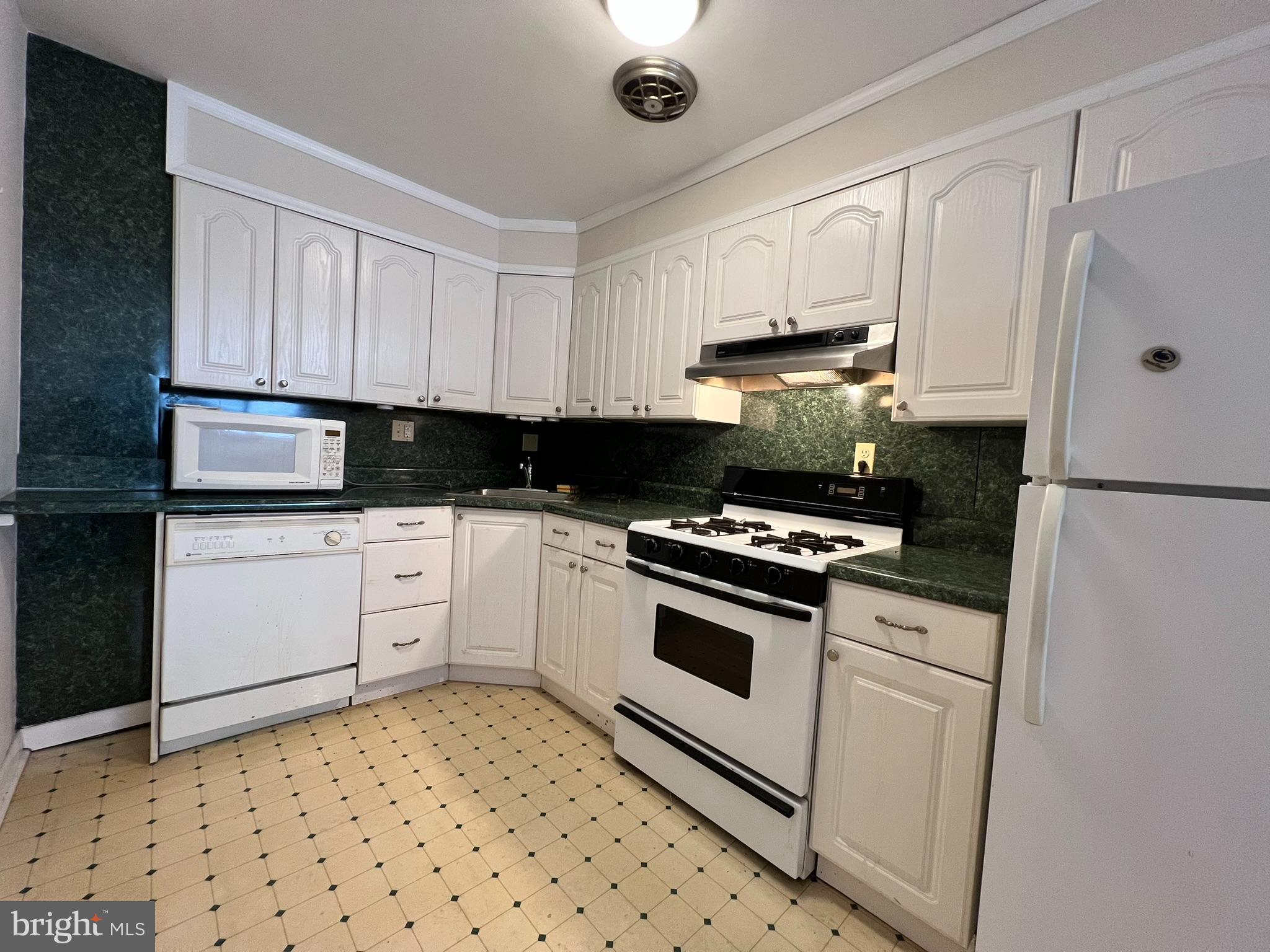 DREXEL HILL - Residential Income