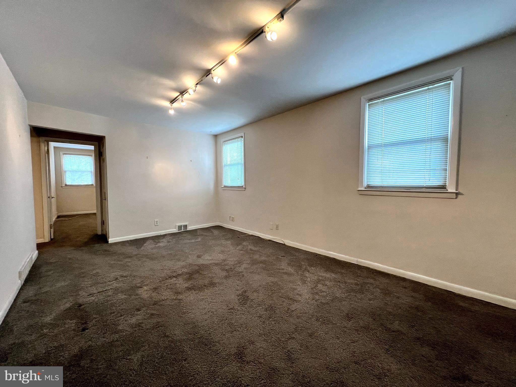 DREXEL HILL - Residential Income