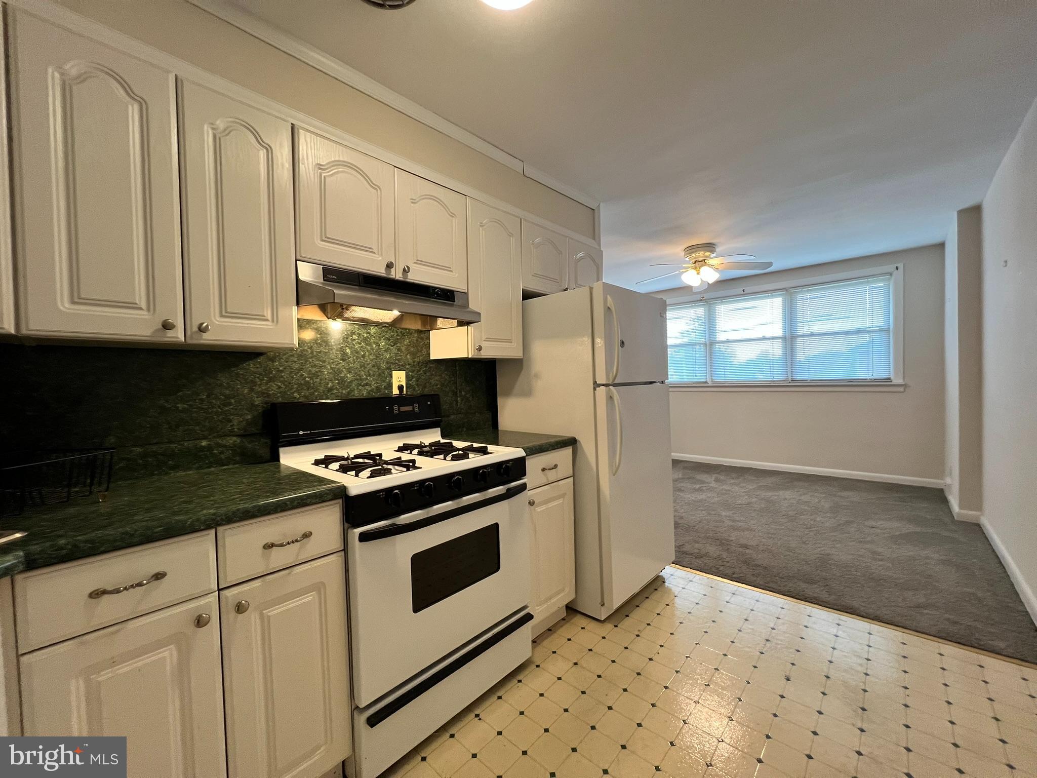 DREXEL HILL - Residential Income