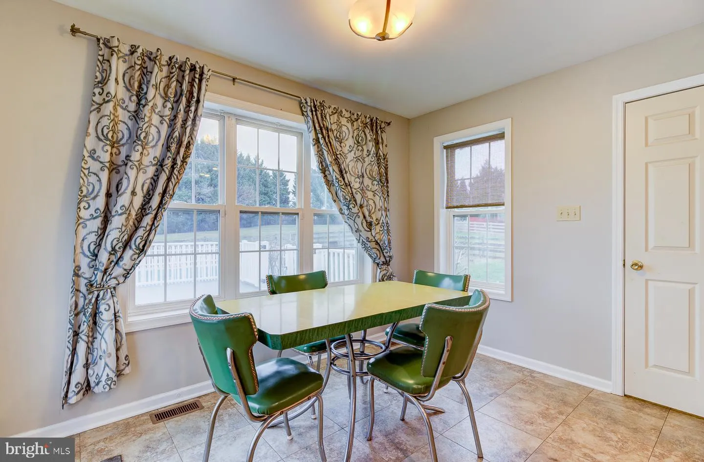 Nottingham, Pennsylvania 19362, United States, 4 Bedrooms Bedrooms, ,3 BathroomsBathrooms,Residential,Pending,24842