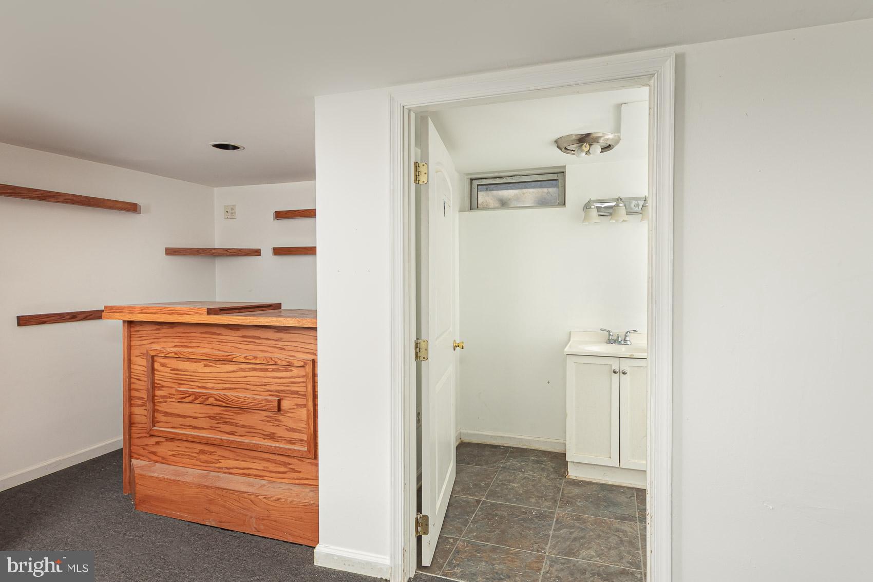 GLEN OAKS - Residential