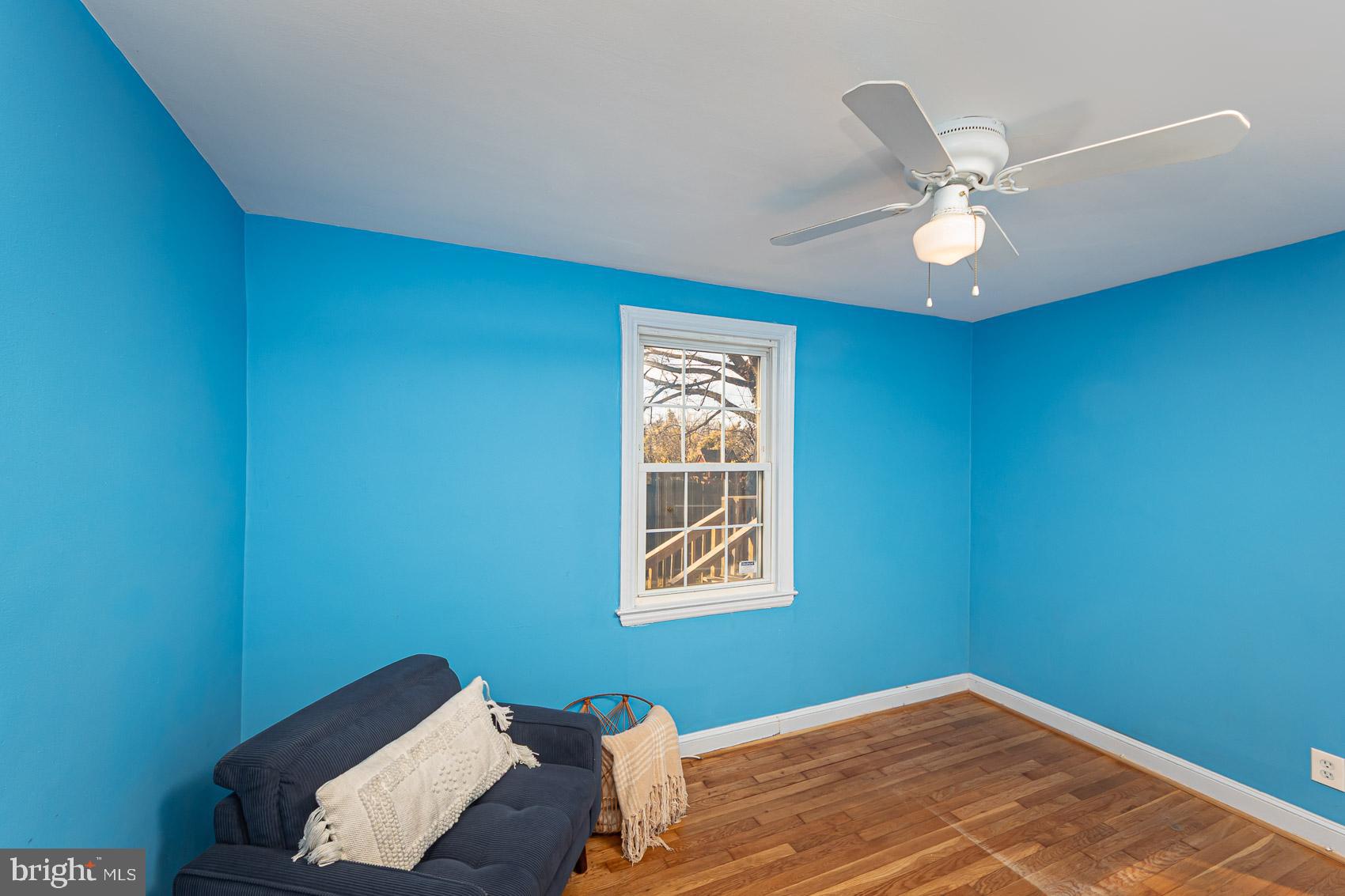 GLEN OAKS - Residential