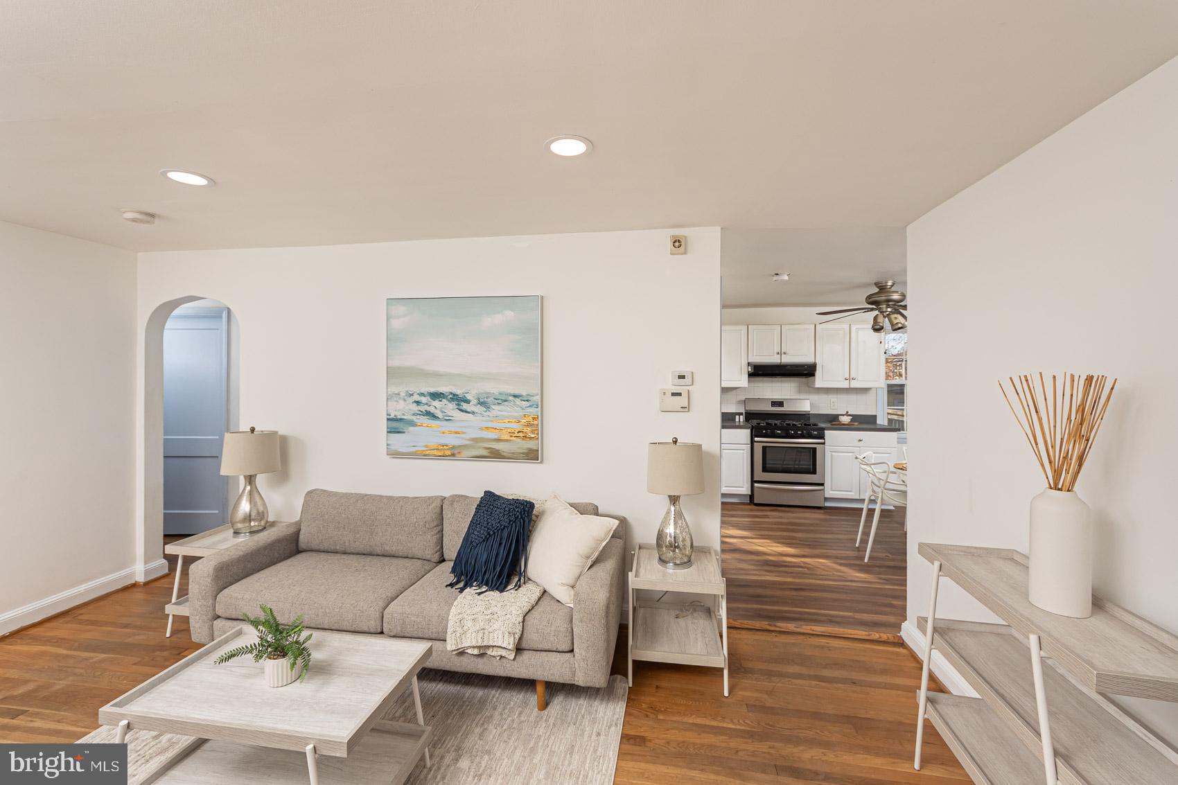 GLEN OAKS - Residential