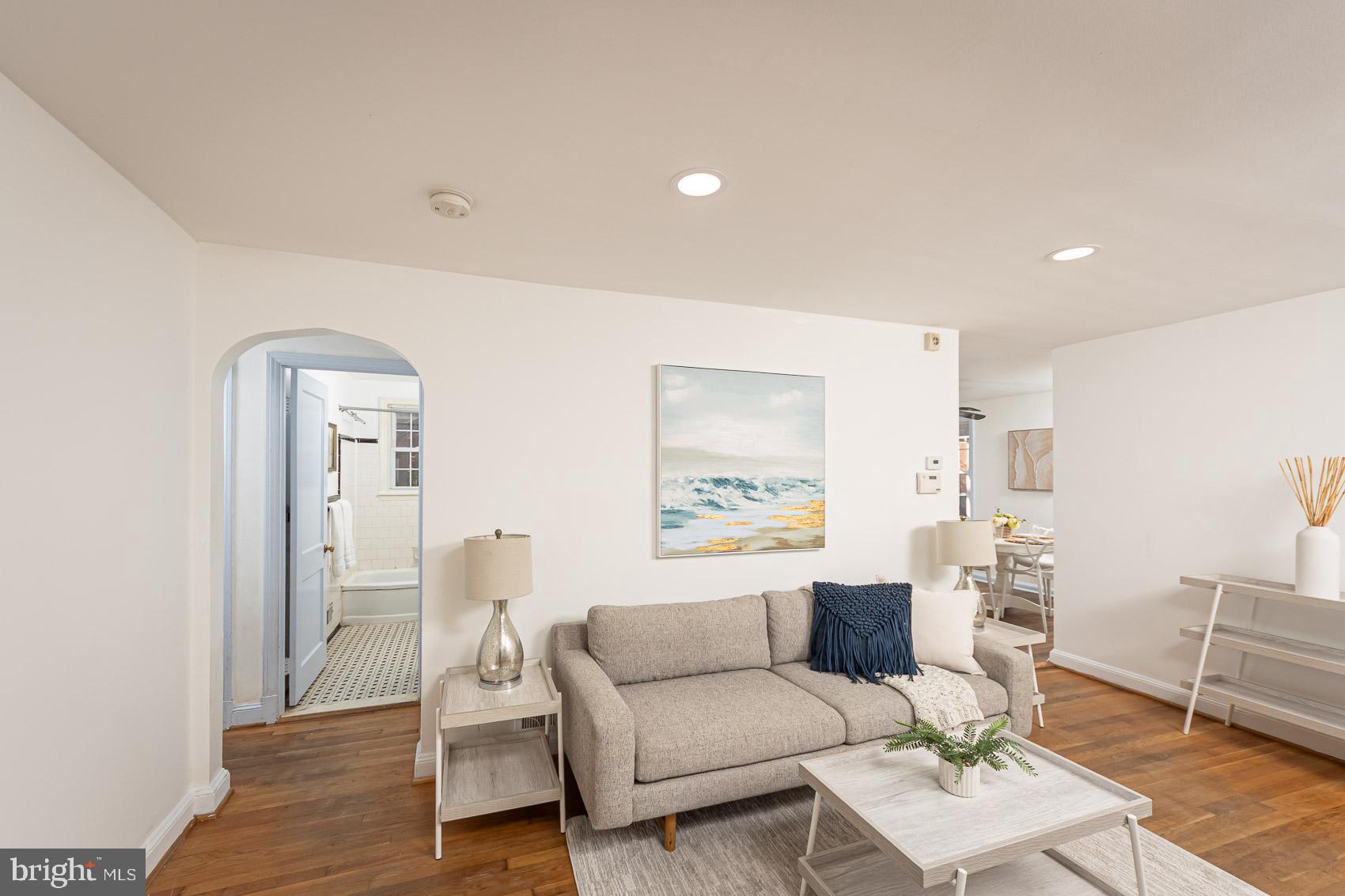 GLEN OAKS - Residential