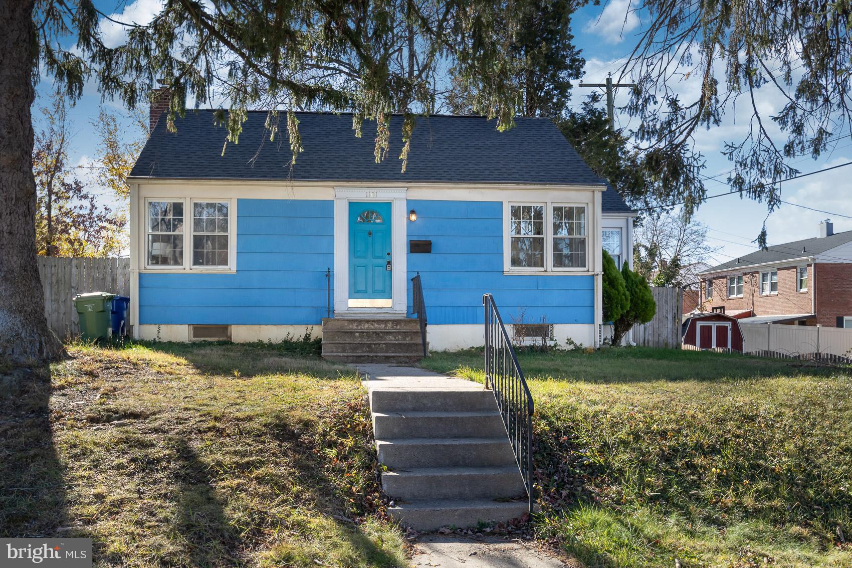 GLEN OAKS - Residential