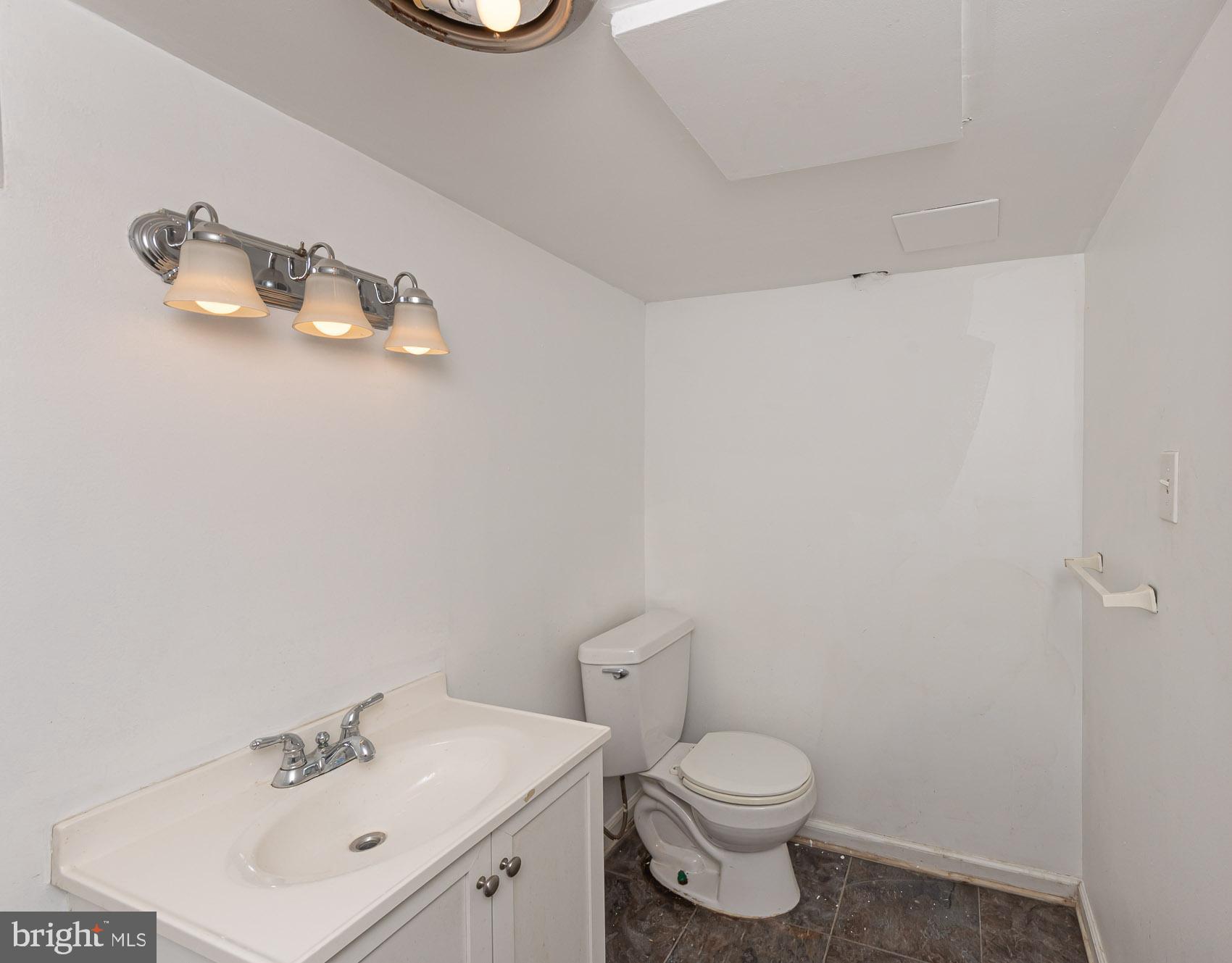 GLEN OAKS - Residential