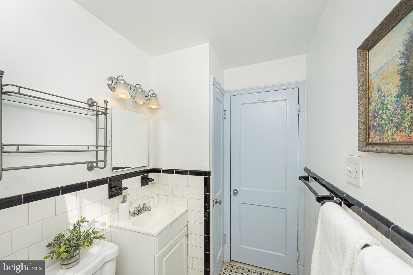 GLEN OAKS - Residential