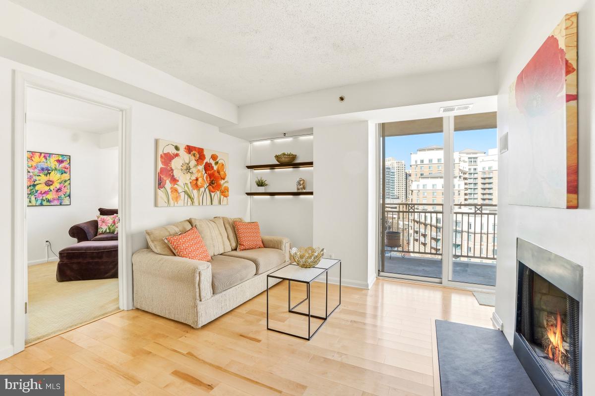 THE CHASE AT BETHESDA - Residential