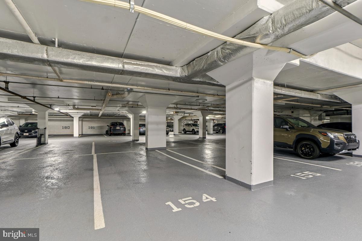 THE CHASE AT BETHESDA - Residential