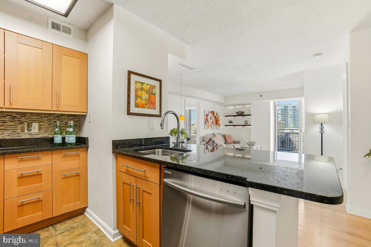 THE CHASE AT BETHESDA - Residential