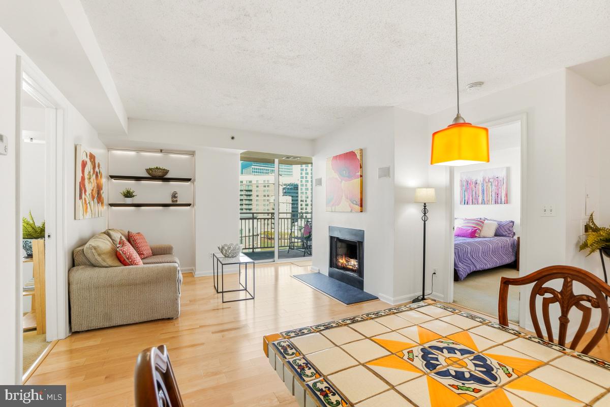 THE CHASE AT BETHESDA - Residential