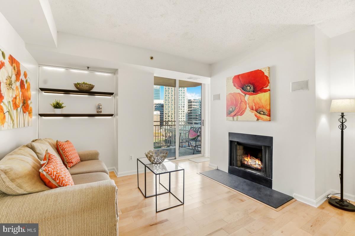 THE CHASE AT BETHESDA - Residential