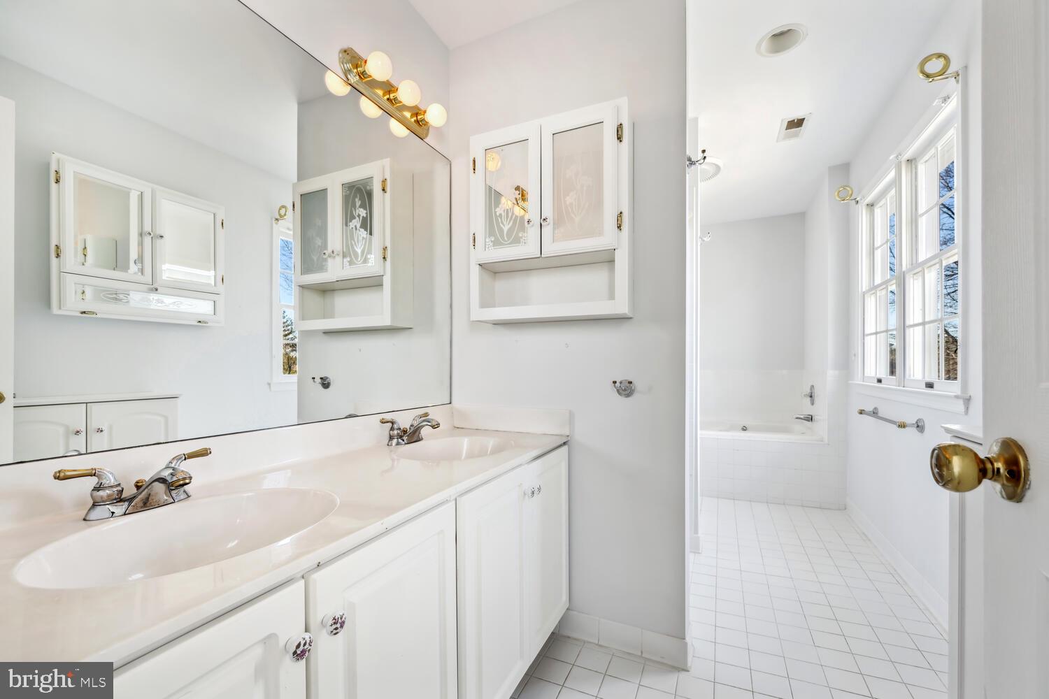 EASTON CLUB - Residential