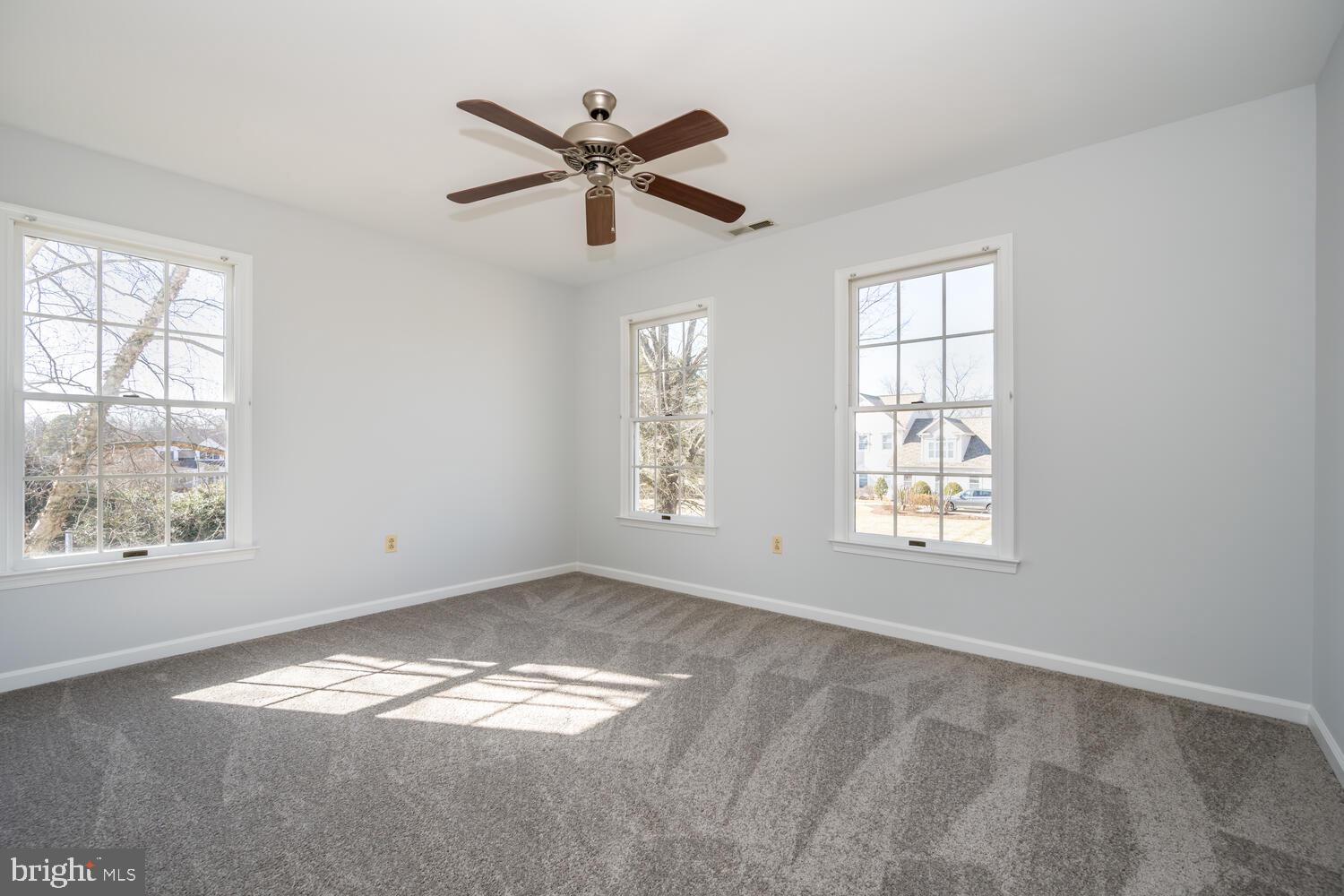 EASTON CLUB - Residential