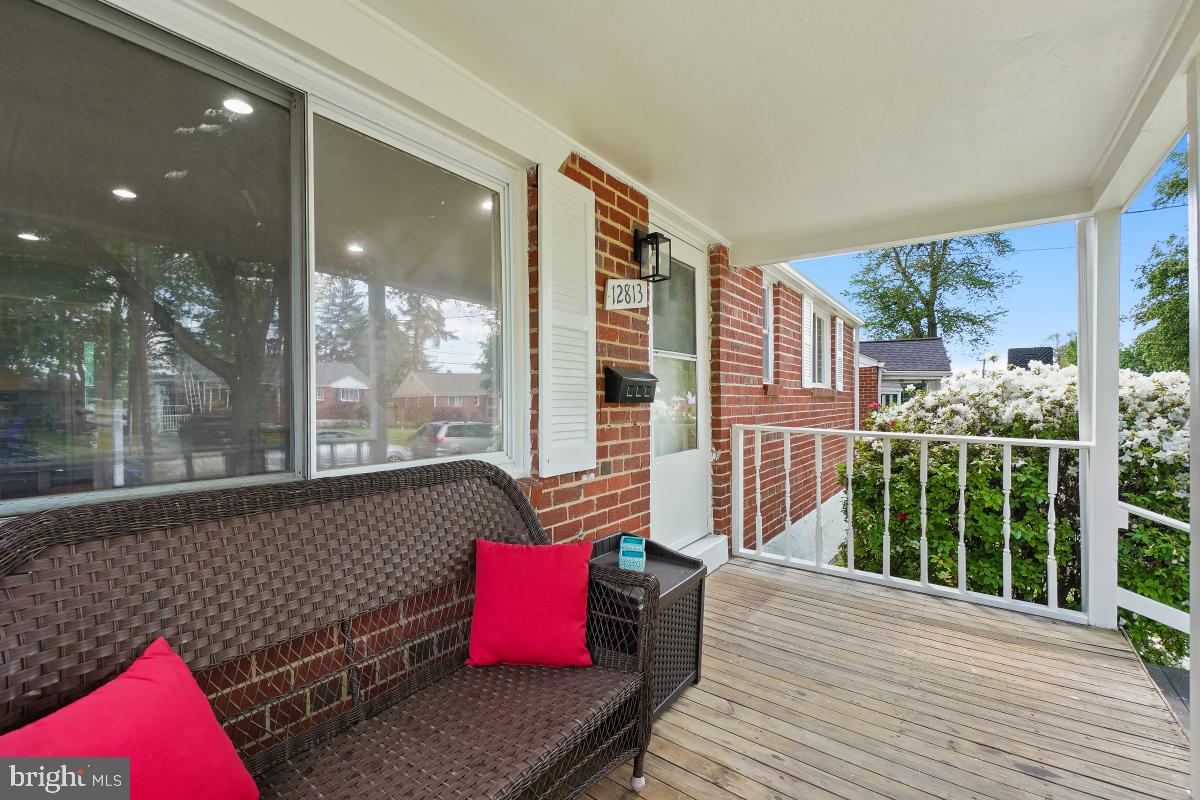 WHEATON WOODS - Residential