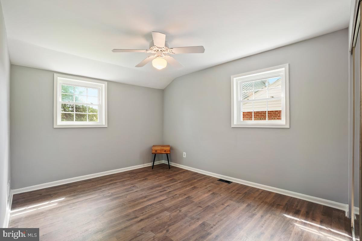 WHEATON WOODS - Residential