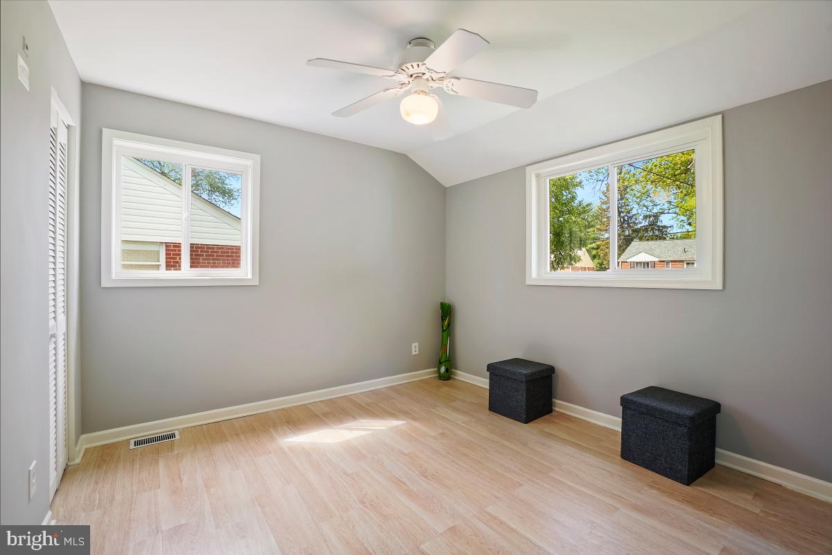 WHEATON WOODS - Residential