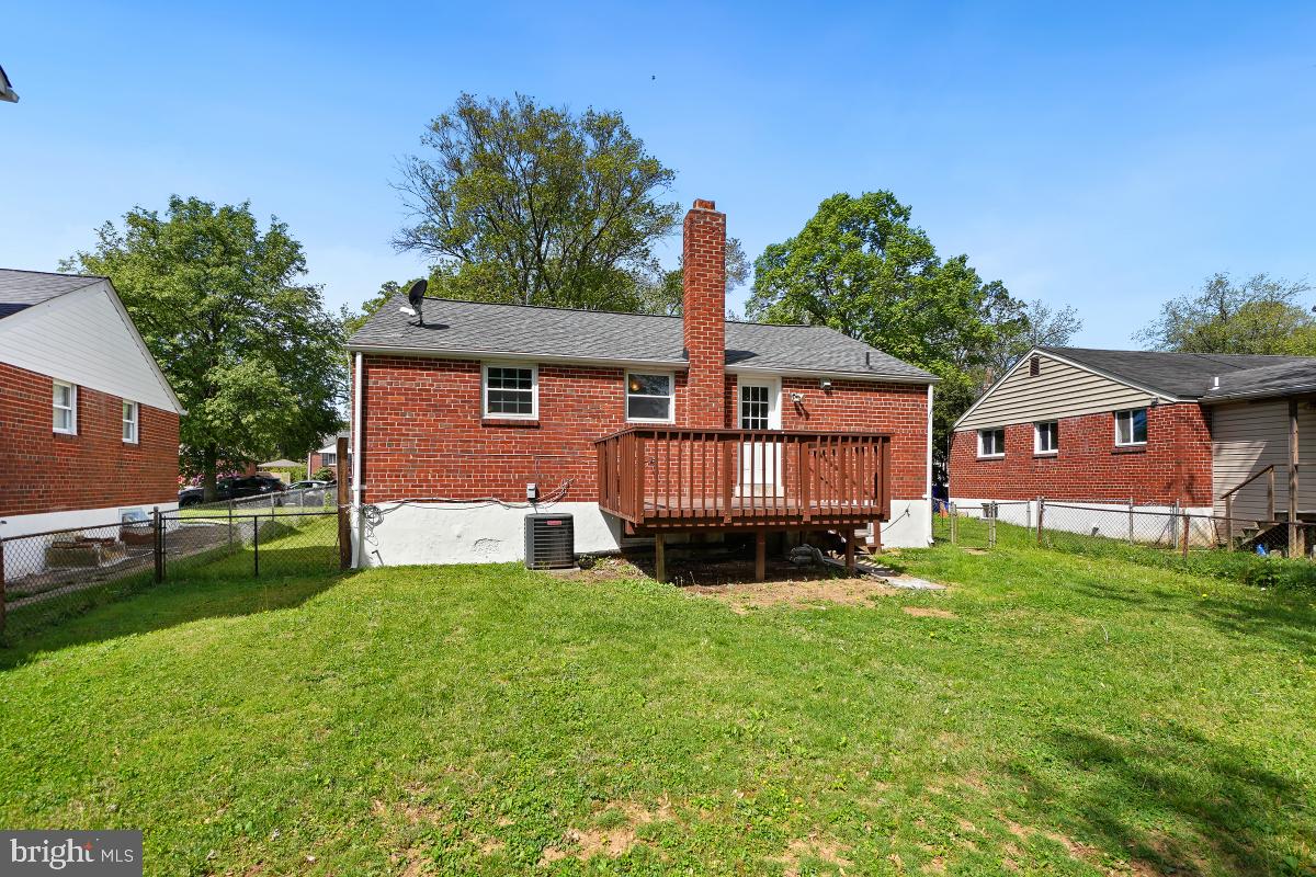 WHEATON WOODS - Residential