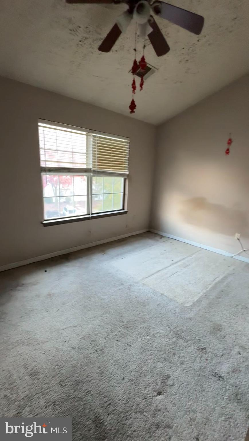 HILL OAKS CONDO - Residential