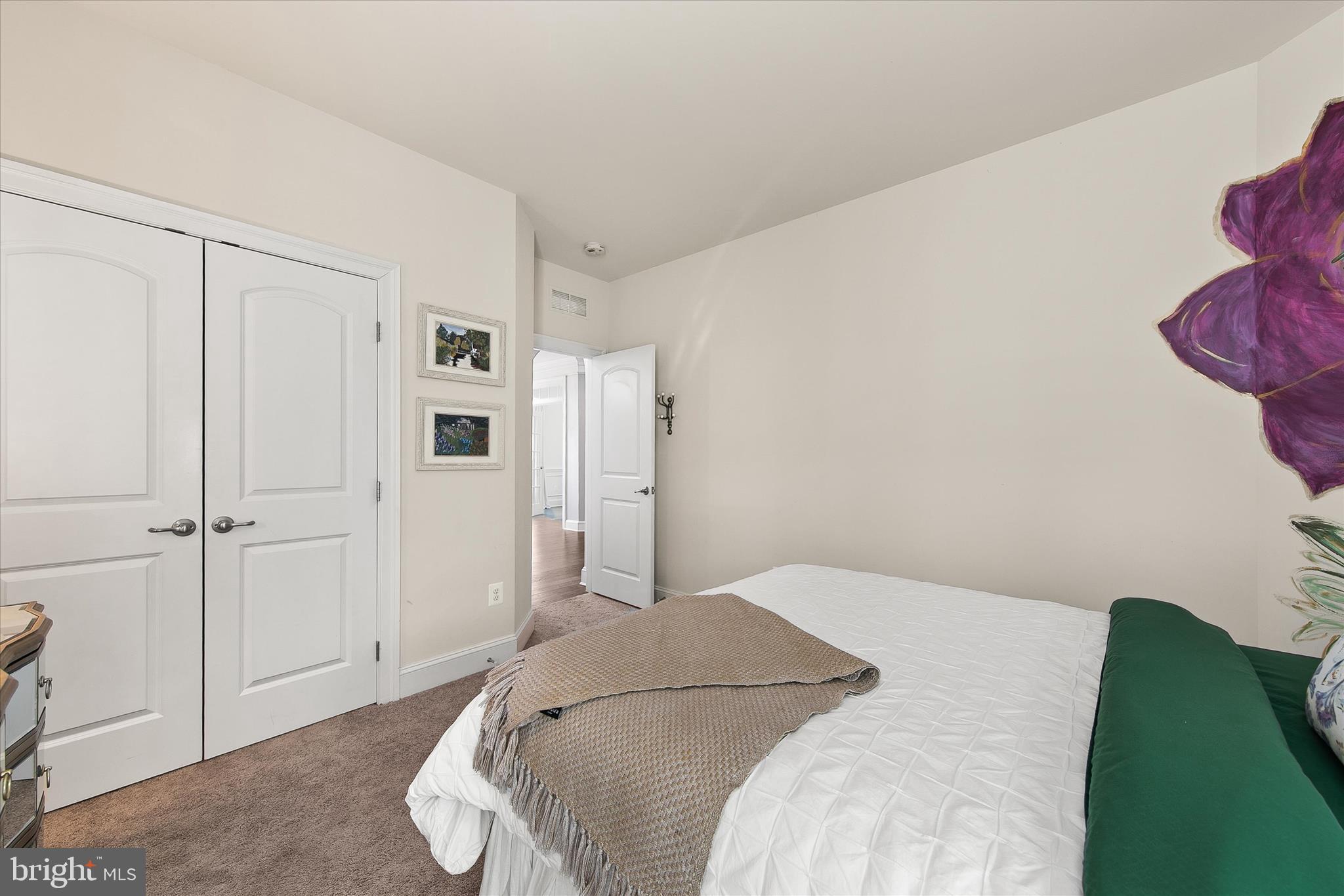 PENINSULA - Residential